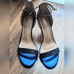 Women's Heels Size 9- 3.5" heel Blue